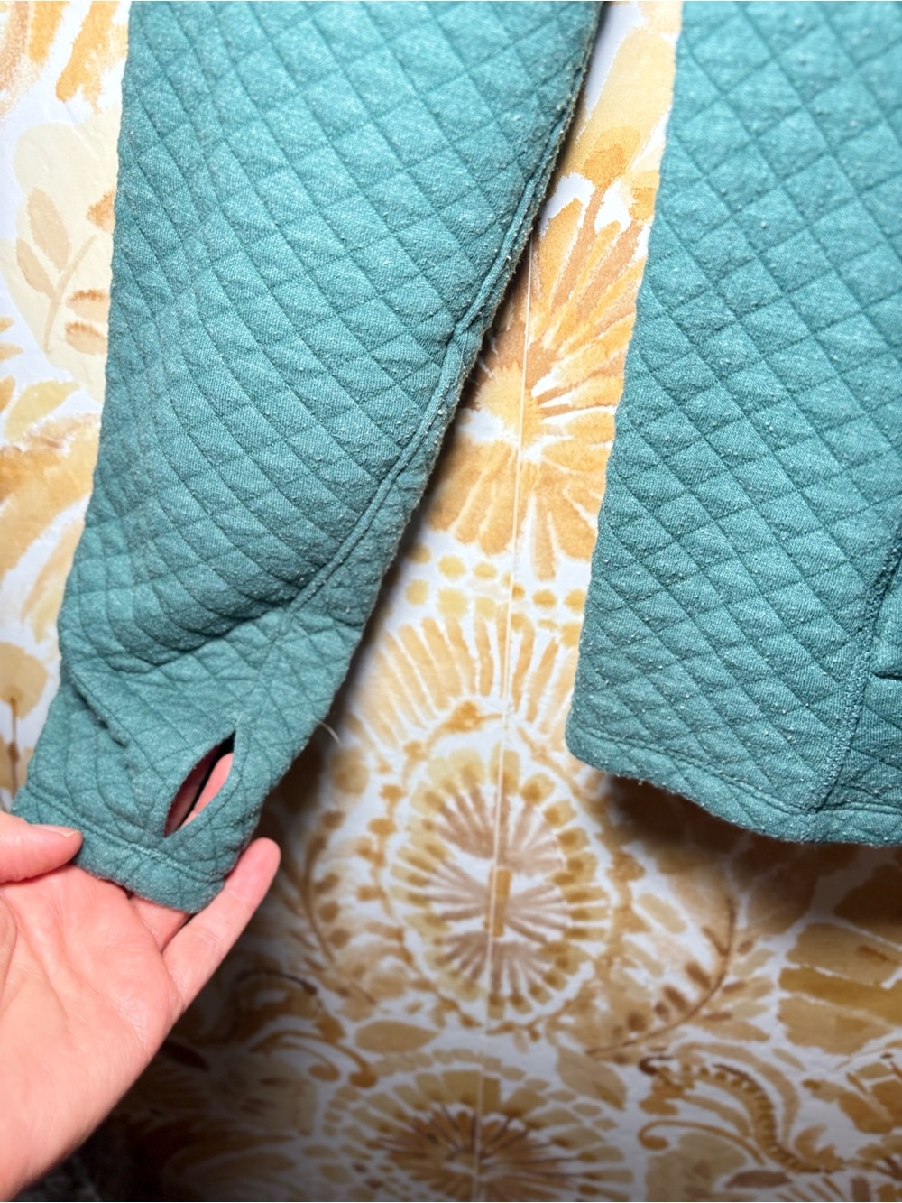 Teal Quilted Cowl Neck Pullover Sweatshirt Kangaroo Pocket Thumbholes Athleisure - Picture 9 of 13